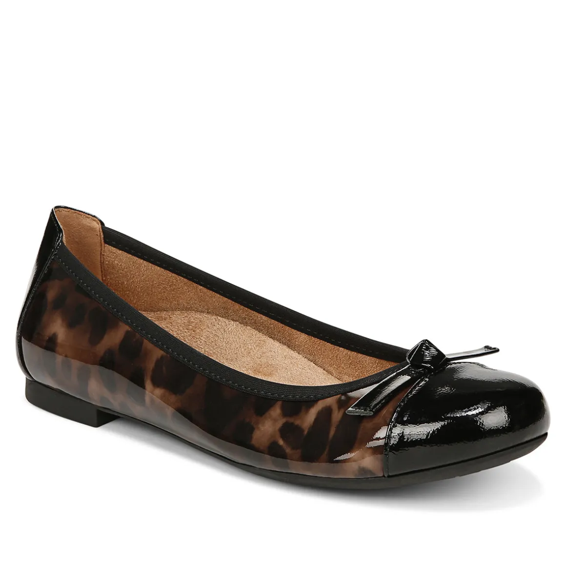 Amorie Flat
