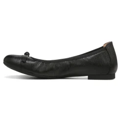 Amorie Flat (Wide)